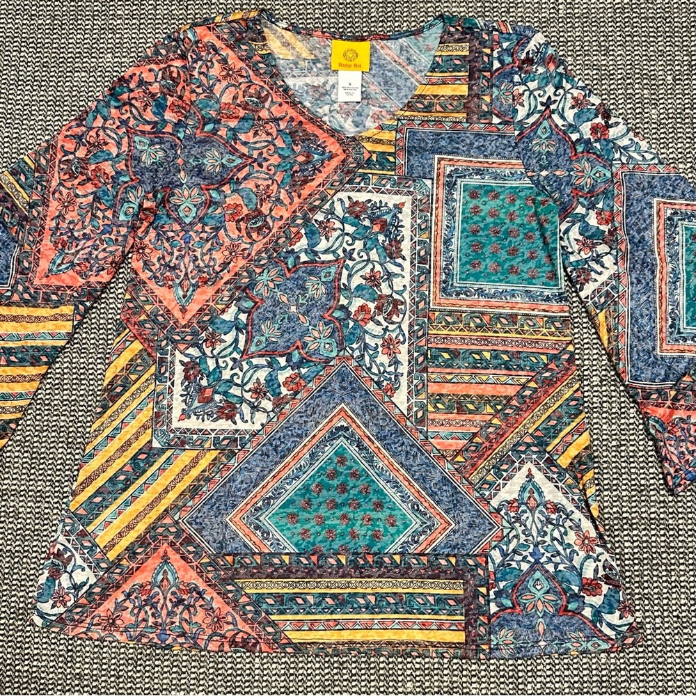 Ruby Rd. Multicolor Geometric Blouse - Picture 6 of 6